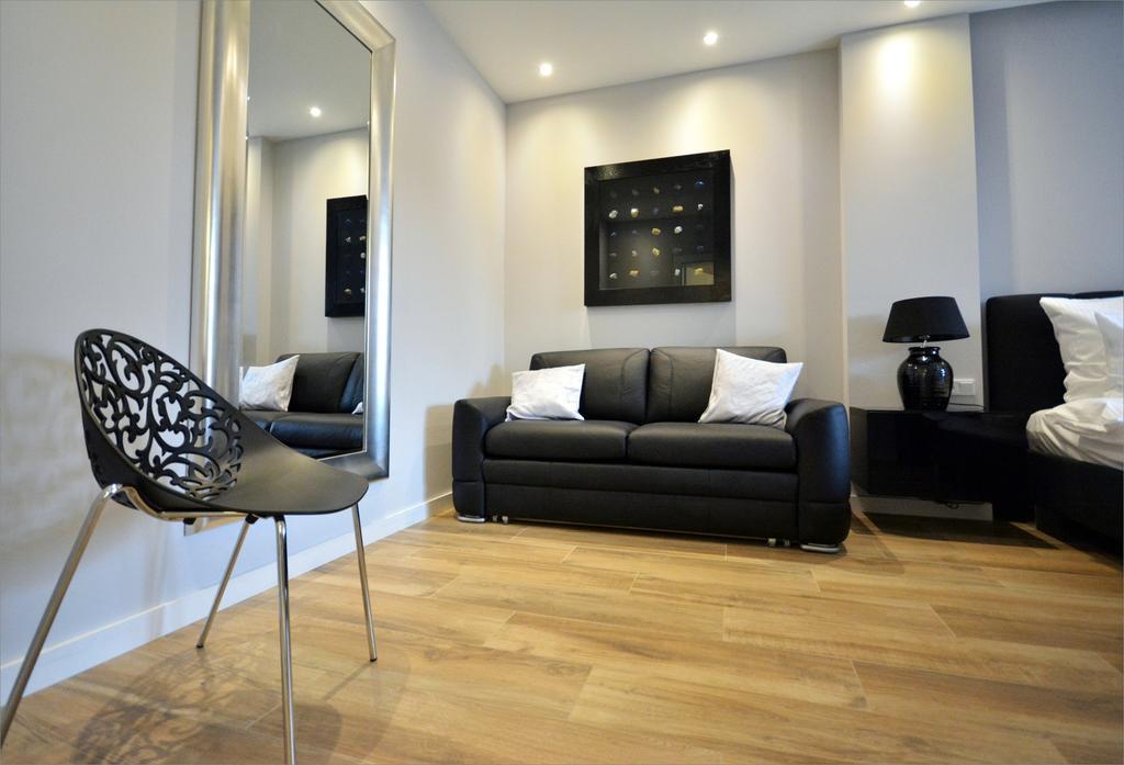 Holiday Apartments Browar Lubicz Krakow Stare Miasto ภายนอก รูปภาพ